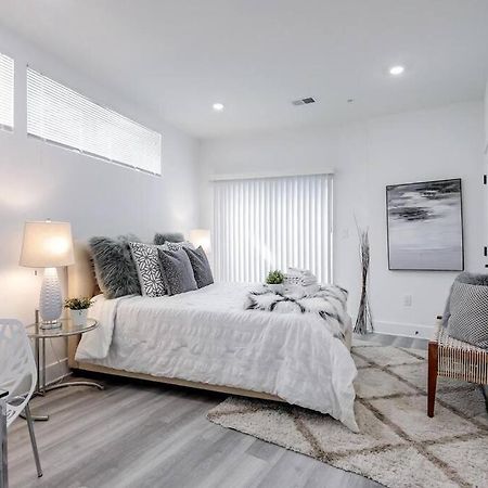 Brandnew Luxury Capitol Hill Apt! Near Free Trolly Вашингтон Екстериор снимка